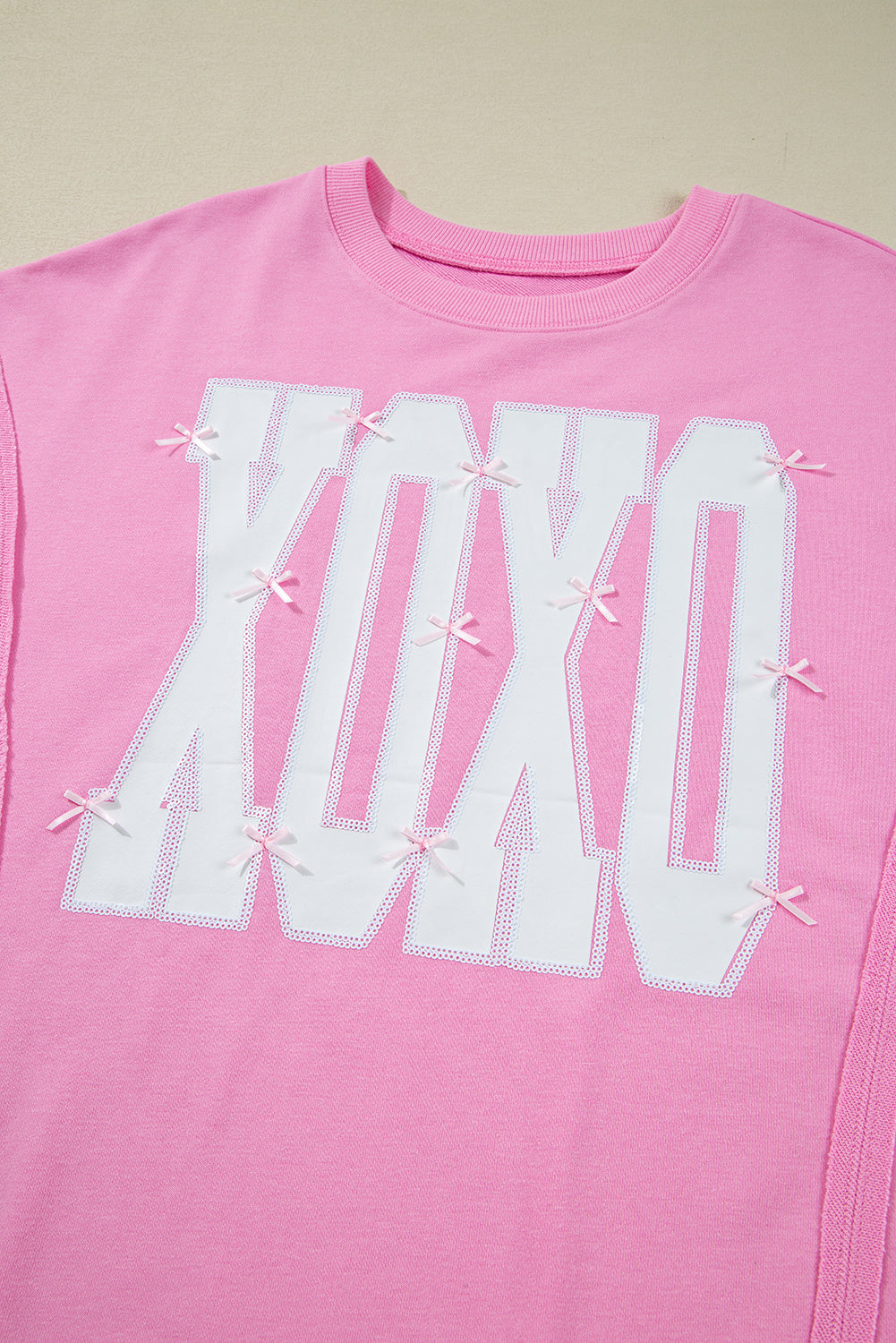 Pink Bow Sequin XOXO Letter Graphic Exposed Seam Baggy Sweatshirt
