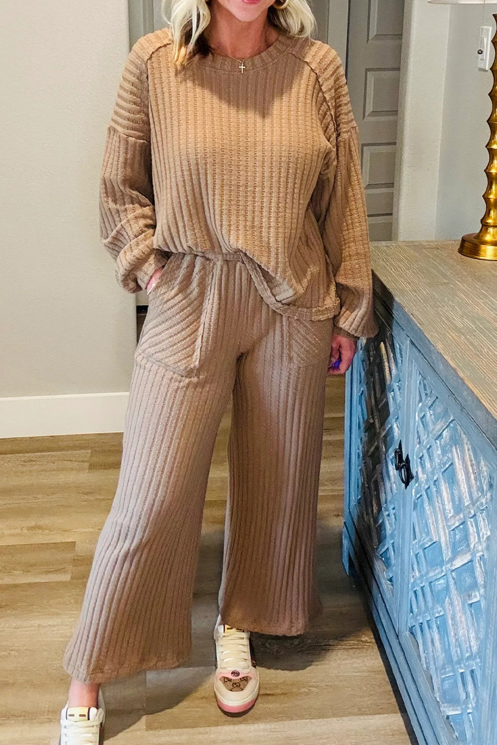 Light French Beige Ribbed Texture Exposed Seam Drop Shoulder Patch Pocket 2pcs Loose Pant Set