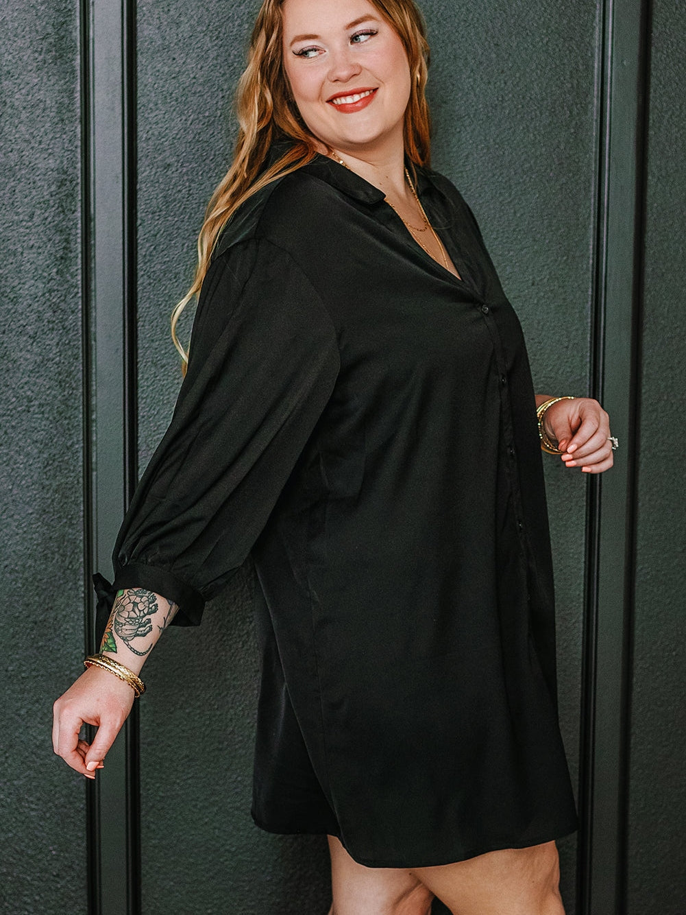Black Plus Size Tie Cuffs V Neck Shirt Dress