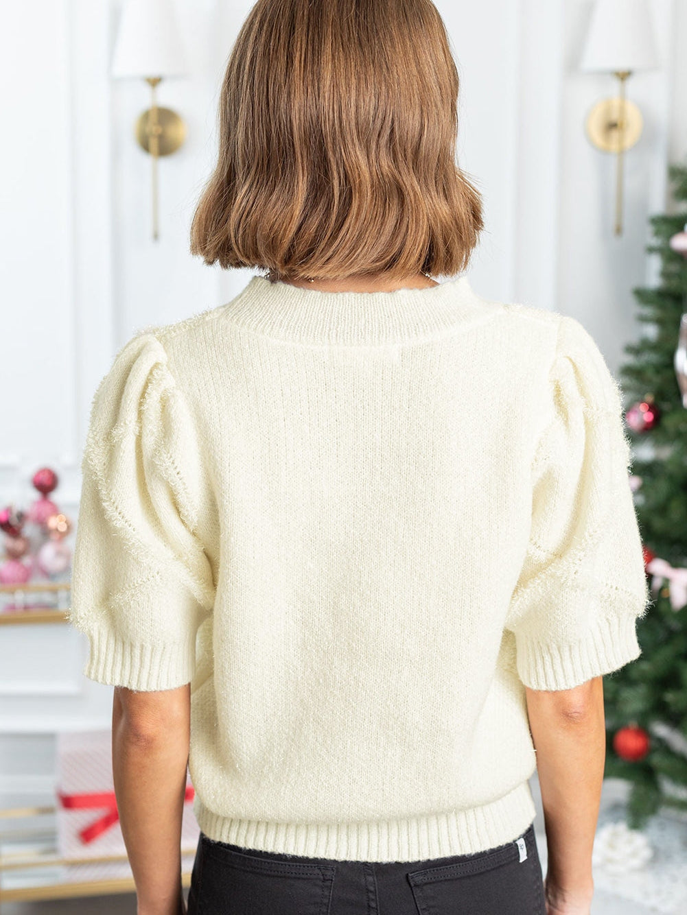 Elegant White Rhombus Pattern Ribbed Trim Short Sleeve Knit Top