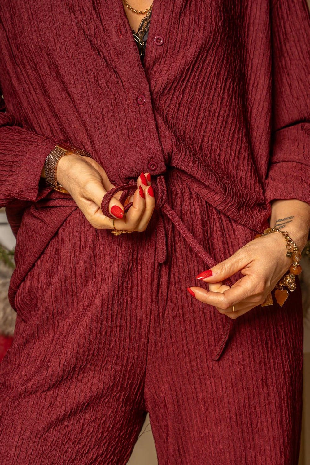 Red Dahlia Textured Loose Shirt Drawstring Elastic Waist 2pcs Pant Set