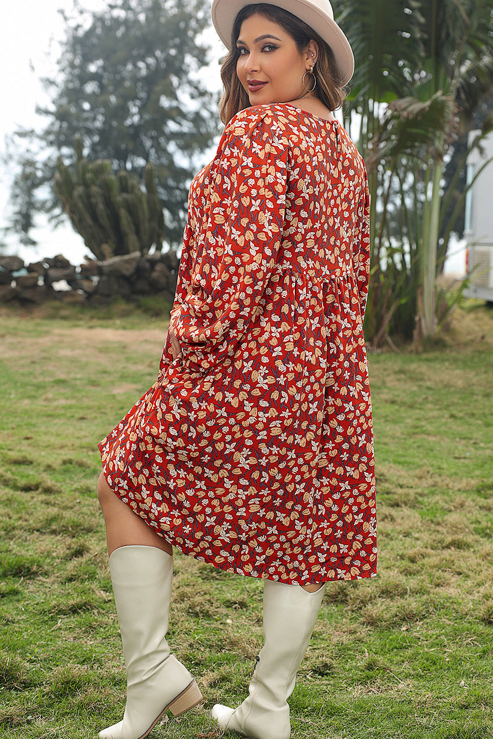 Elegant Gold Floral Square Neck Bubble Sleeve Plus Size Midi Dress