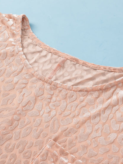 Plus Size Khaki Leopard Print V-Neck T-shirt