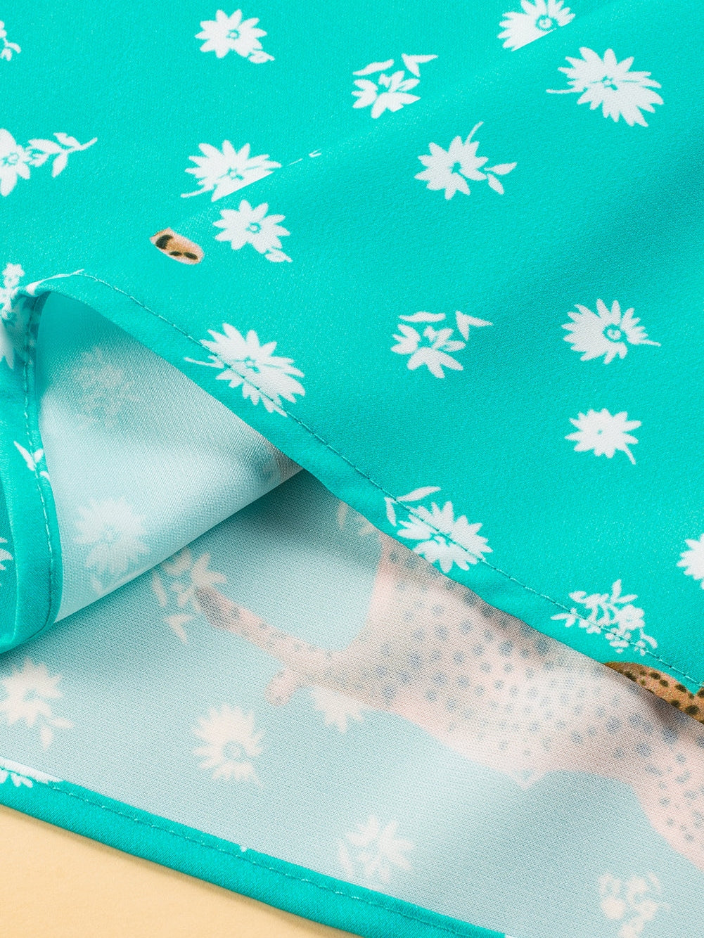 Green Cheetah Print V Neck Short Sleeve Plus Top