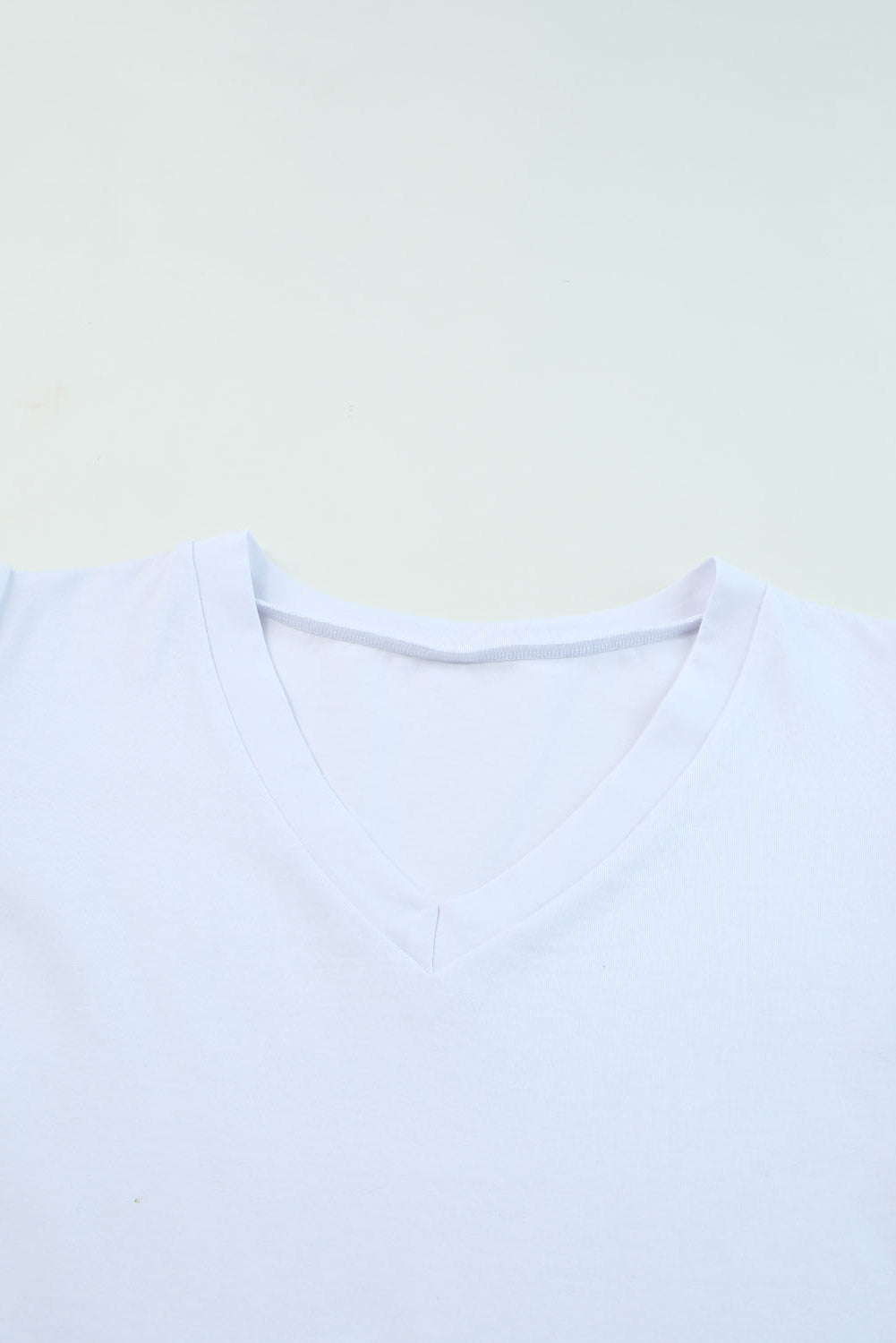 Elegant White Puff Sleeve V-Neck Top