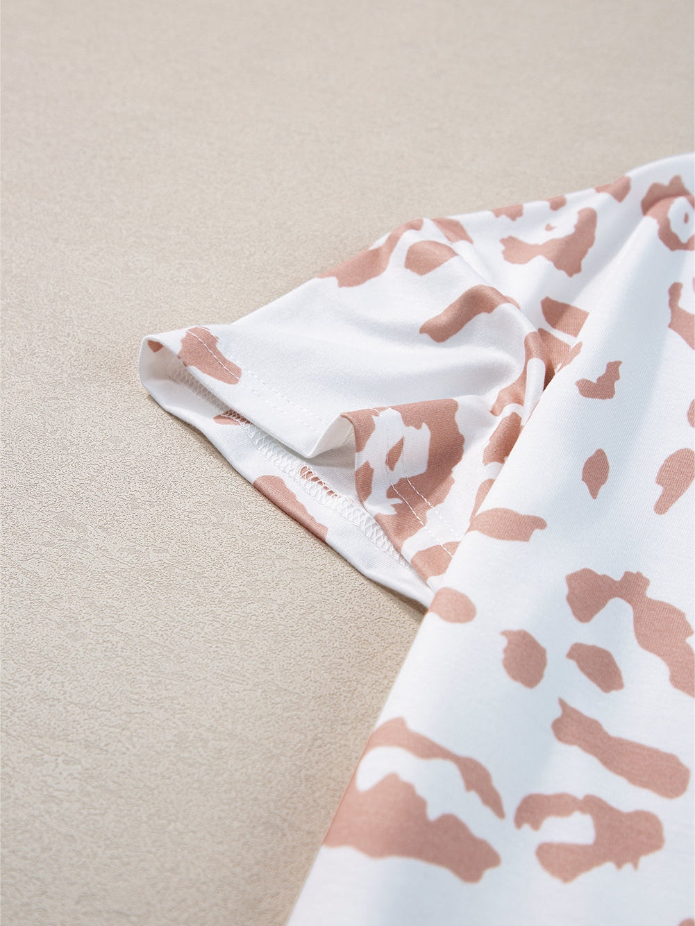 White Leopard Print V Neck Short Sleeve Plus Size Top