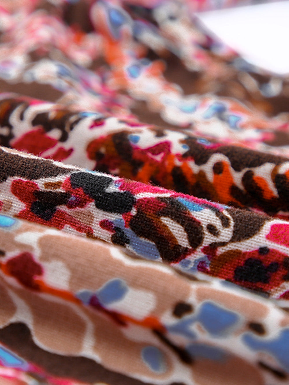 Flamboyant Crimson Curvy Floral Print Mini Dress