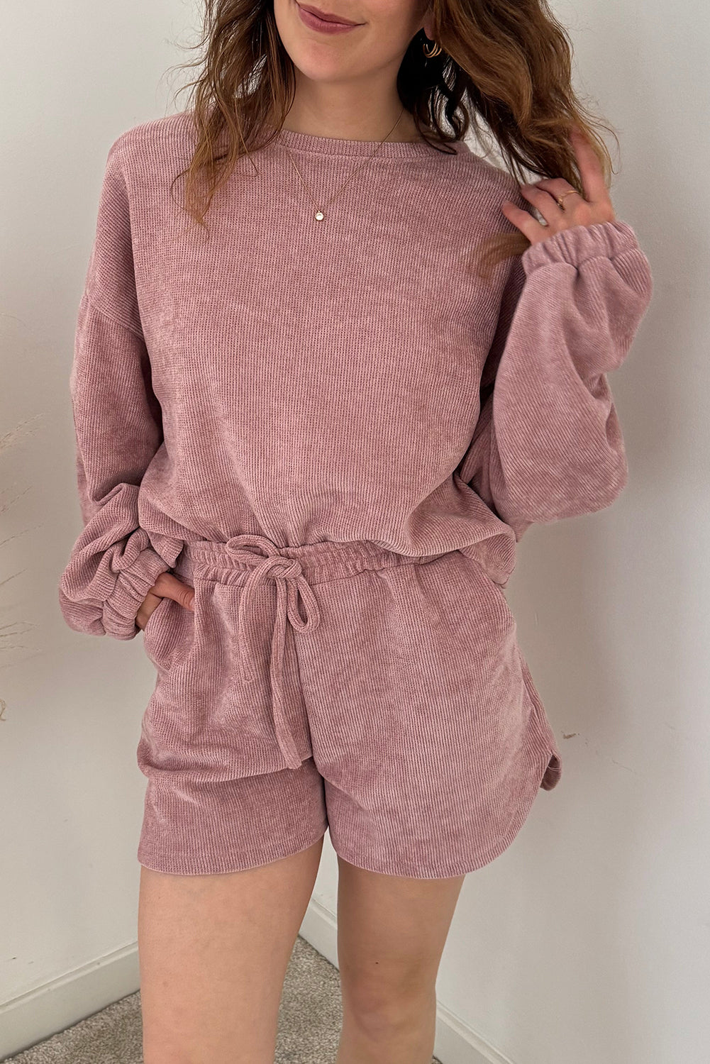 Fushia Solid Color Textured Knit Drop Shoulder Pullover Drawstring Shorts Set