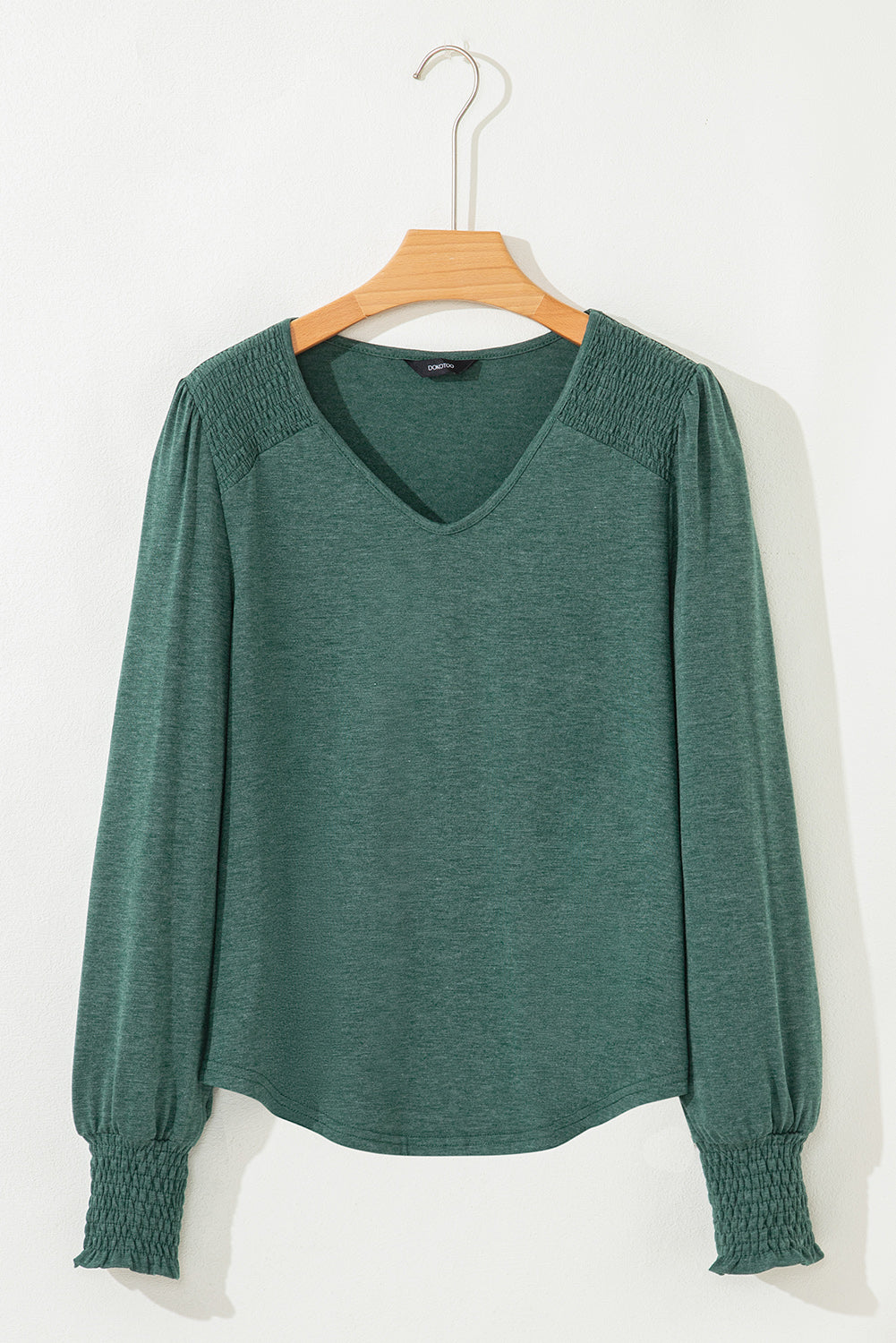 v neck long sleeve top