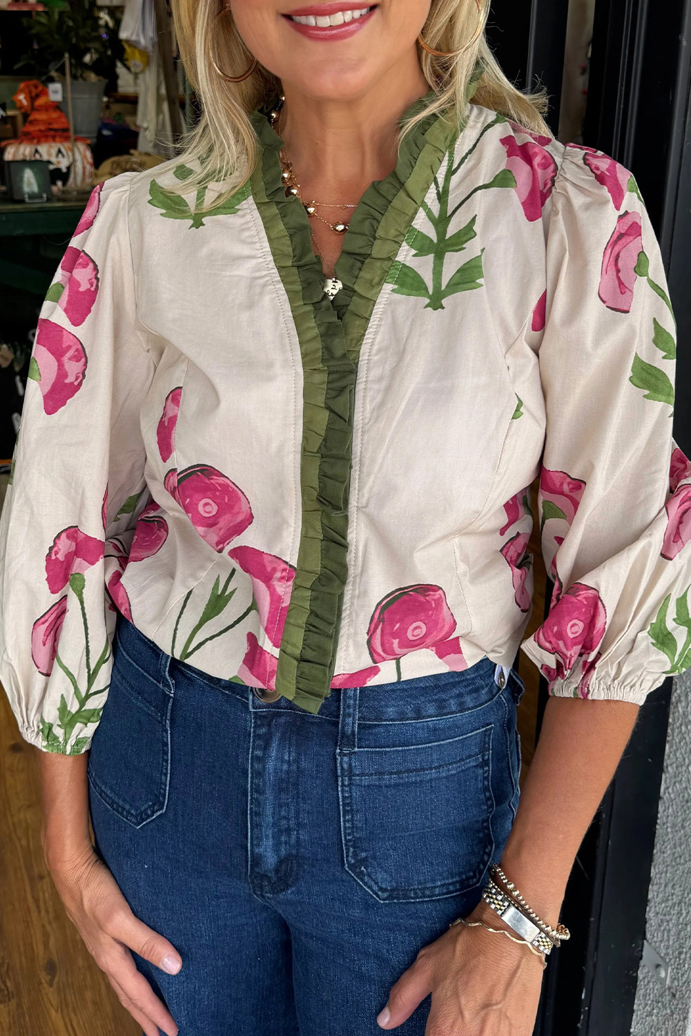 Beige Contrast Frilled Neckline Floral Bracelet Sleeve Blouse