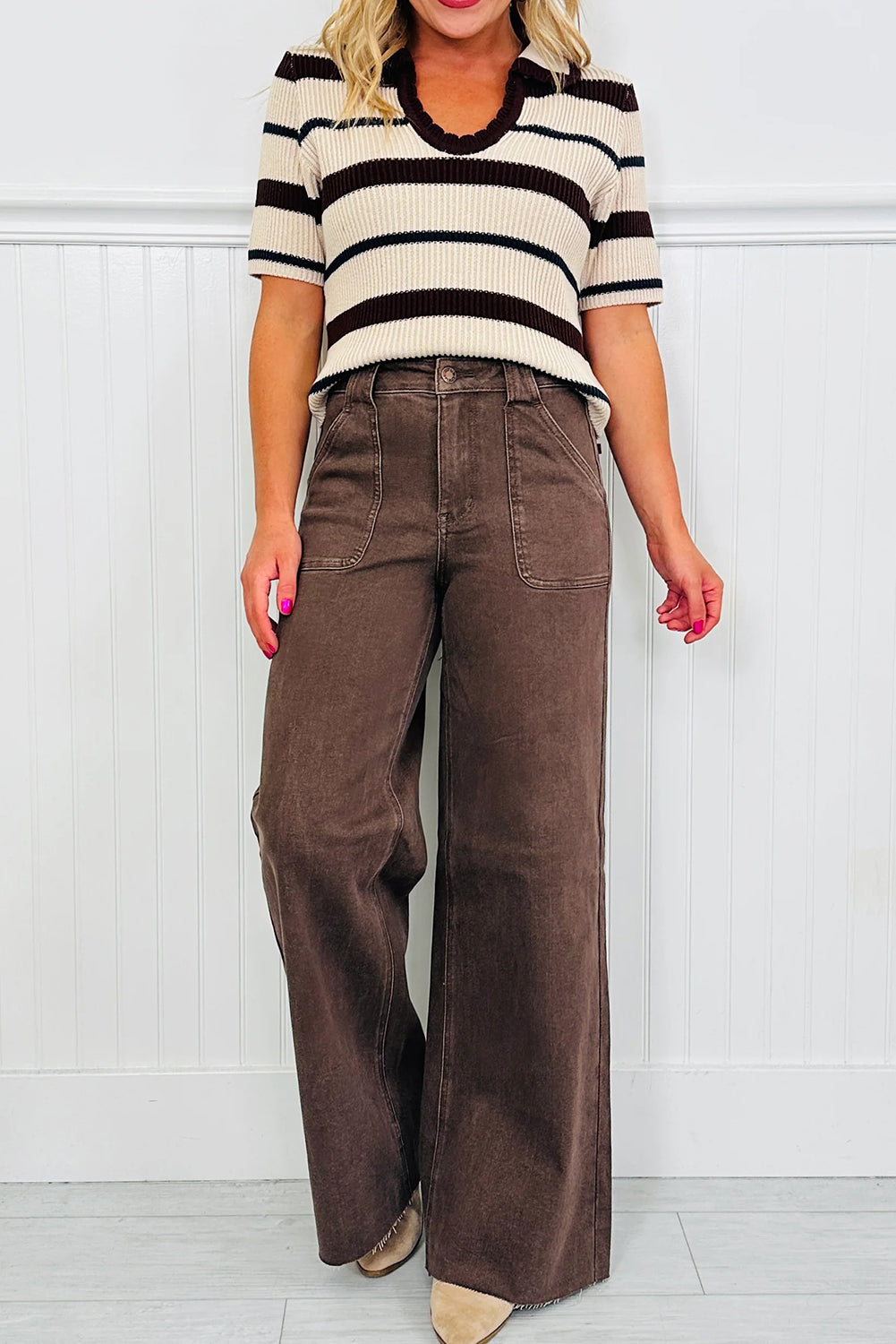 Dark Brown Retro Washed Patch Pocket Loose Jeans