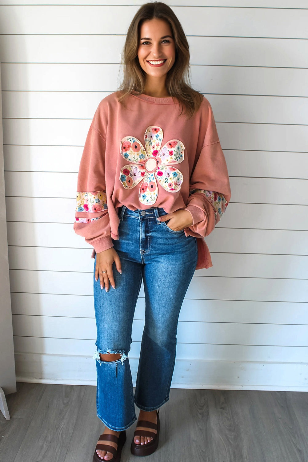 flower patched sweatshirt