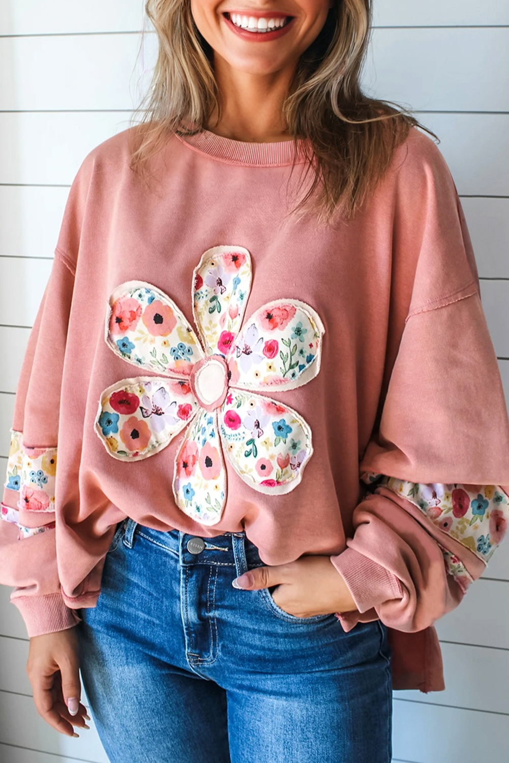 flower patched sweatshirt