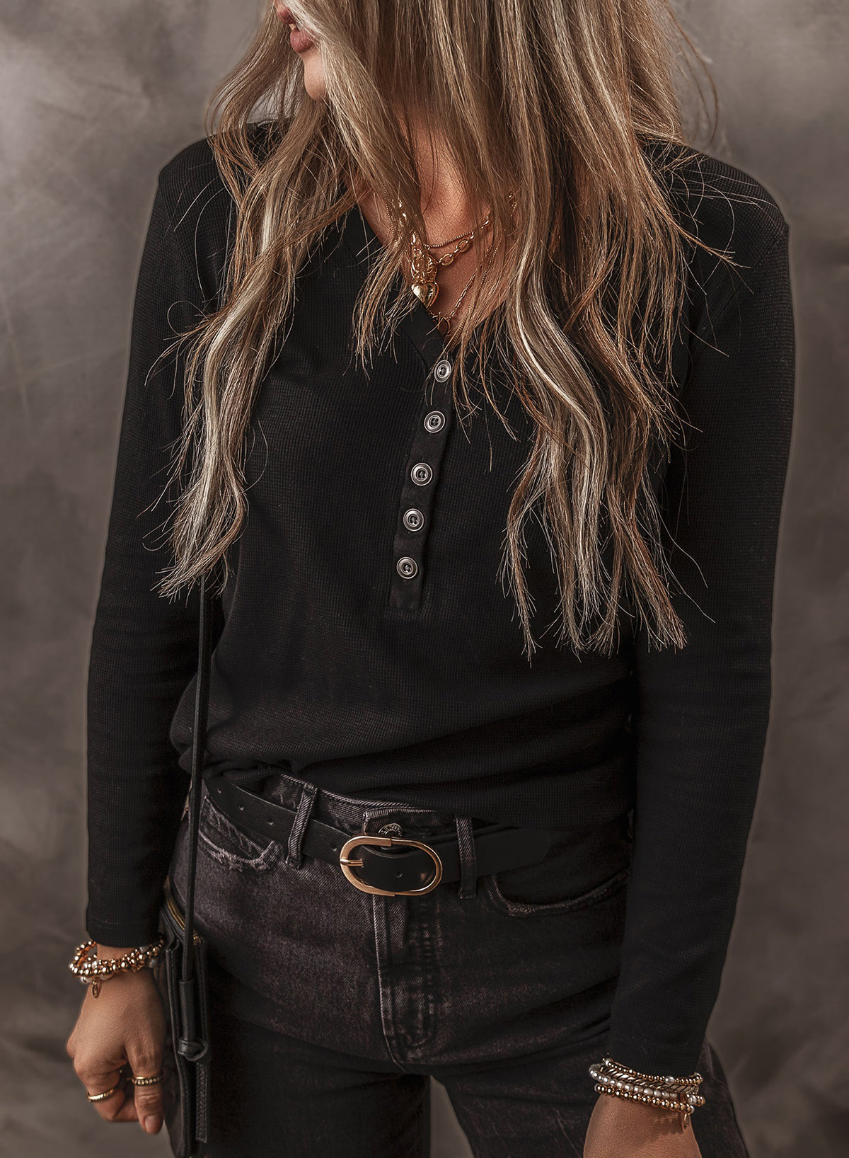 Elegant Black Ribbed V-Neck Top with Button Detail