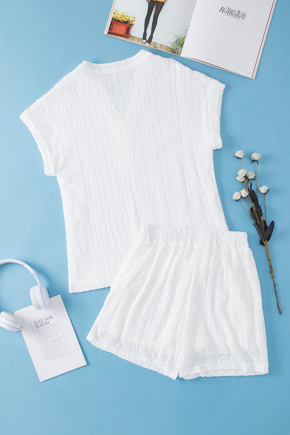 Delicate Eyelet White Shorts Ensemble