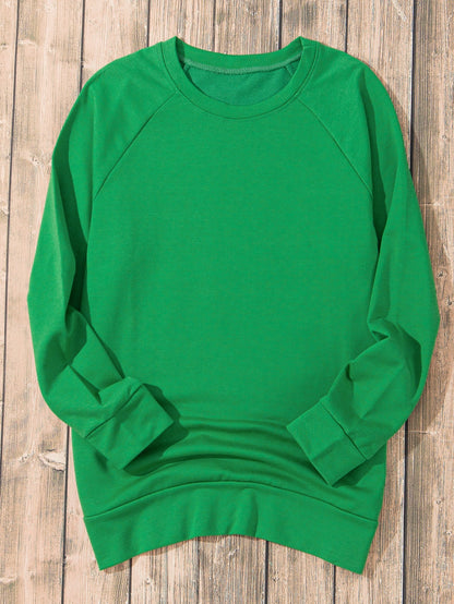 Green Raglan Sleeve Sweatshirt with Round Neck