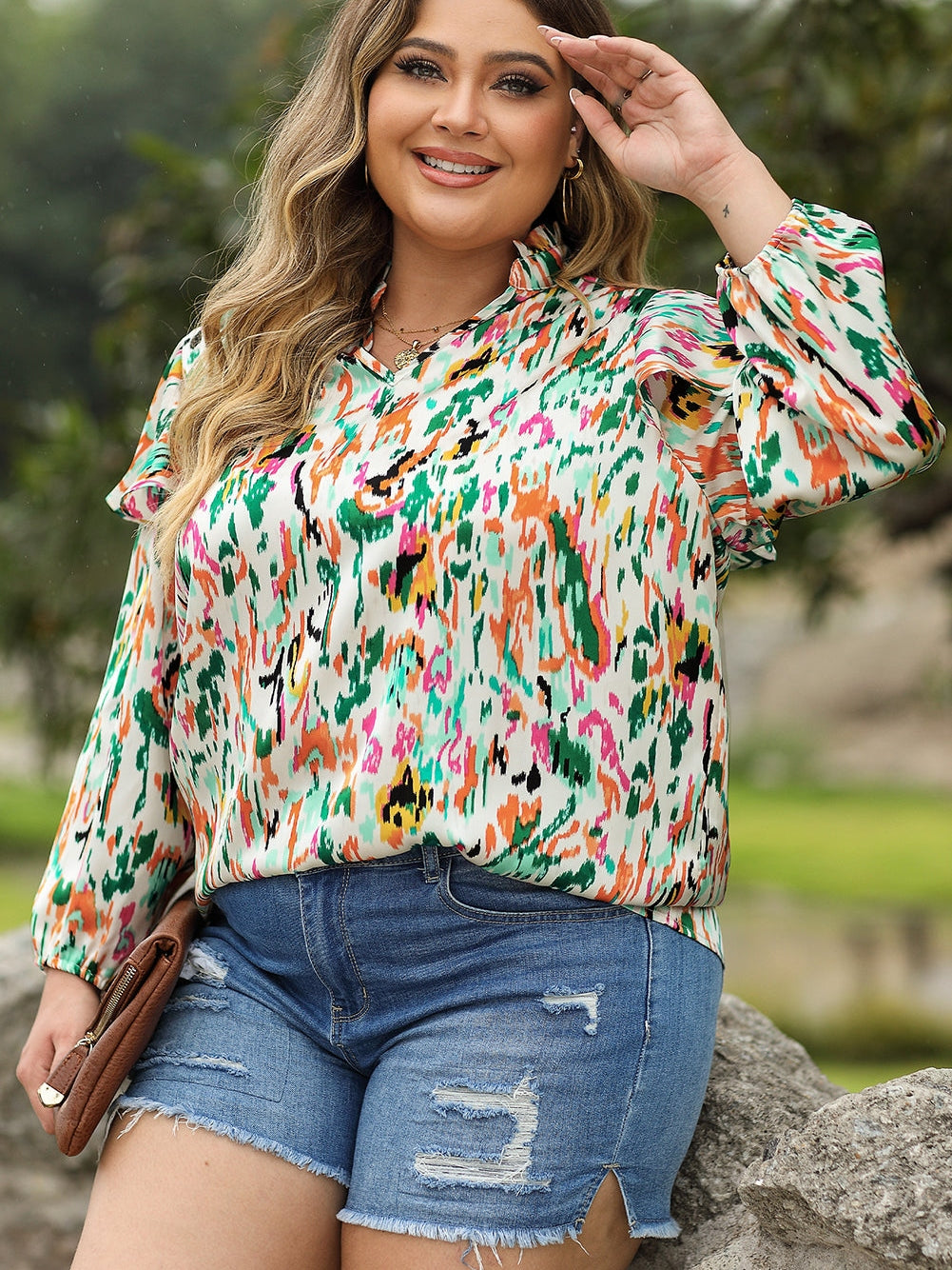 Colorful Abstract Printed Flowy V-Neck Plus Size Top