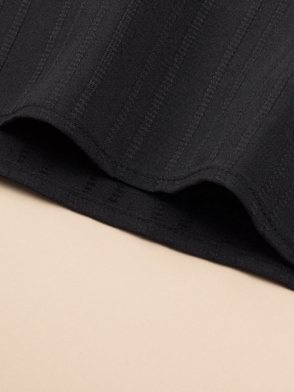 Black Ruffled Sleeve Rib Textured Plus Size Shift Dress