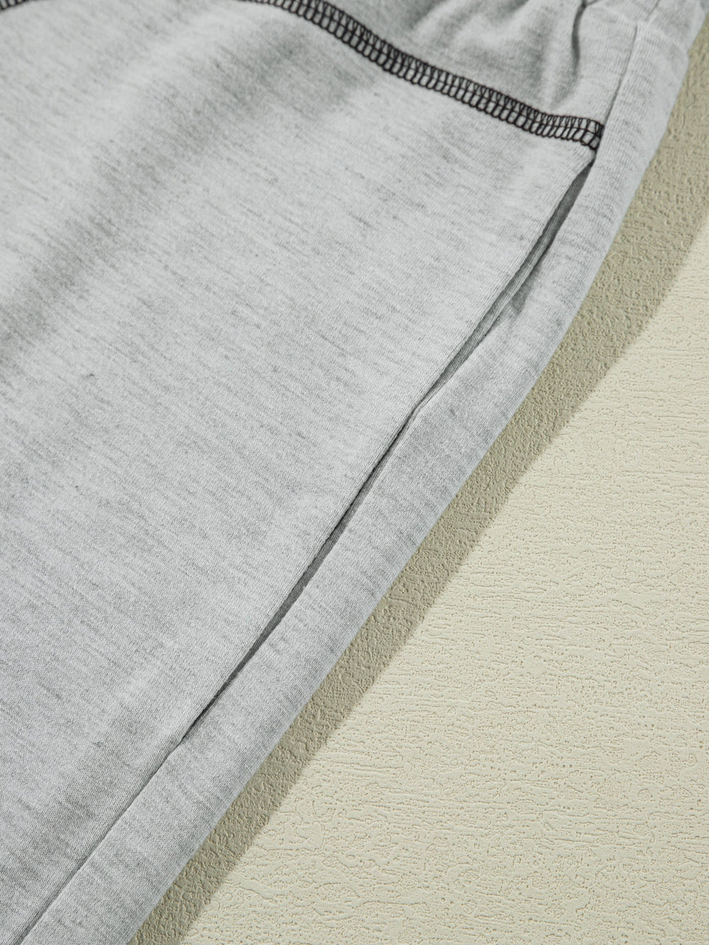 Gray Contrast Stitching Cuffed Sleeve Plus Shorts Set