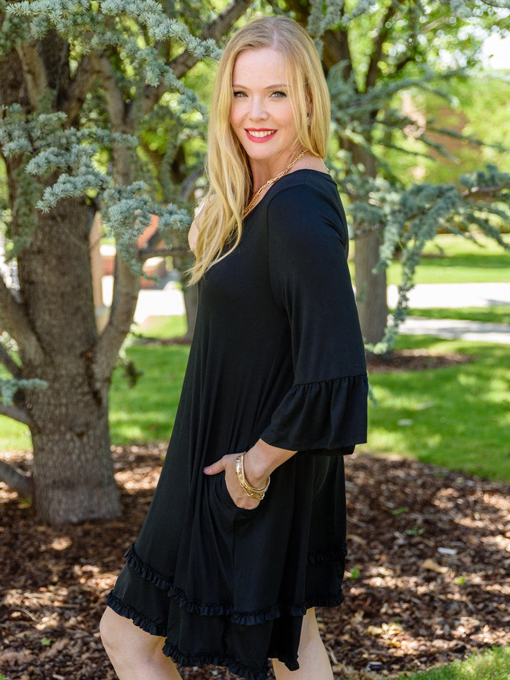 Black Plus Size Ruffled Trim 3/4 Sleeve Dress