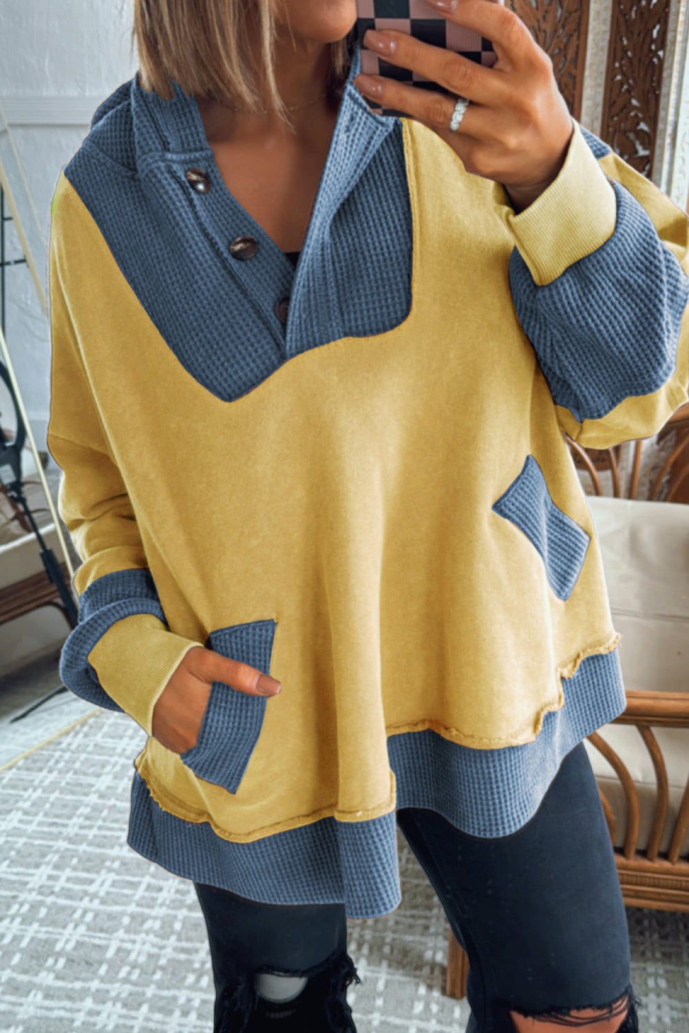 Banana Cream Waffle Contrast Patchwork Plus Size Pocketed Hoodie