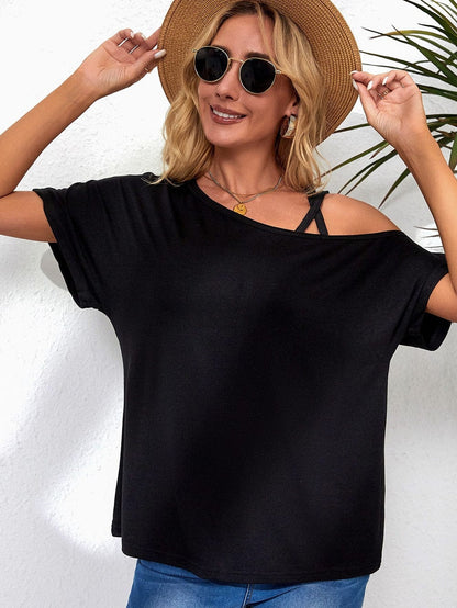 Edgy Black Criss Cross One Shoulder T-Shirt with Asymmetric Style