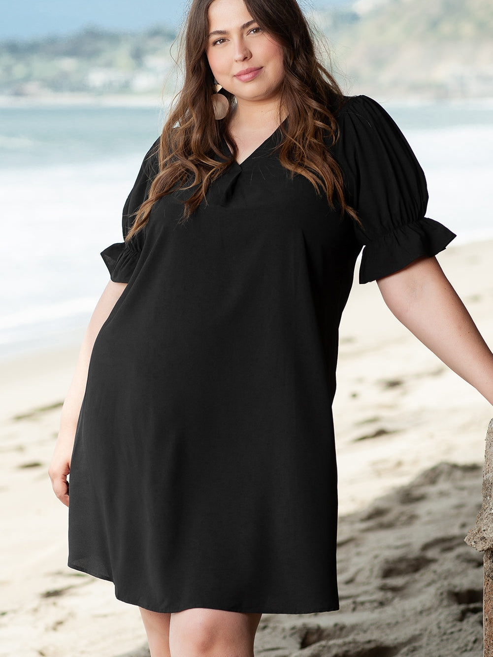 Black Solid Ruffled Puff Sleeve V Neck Plus Size Mini Dress