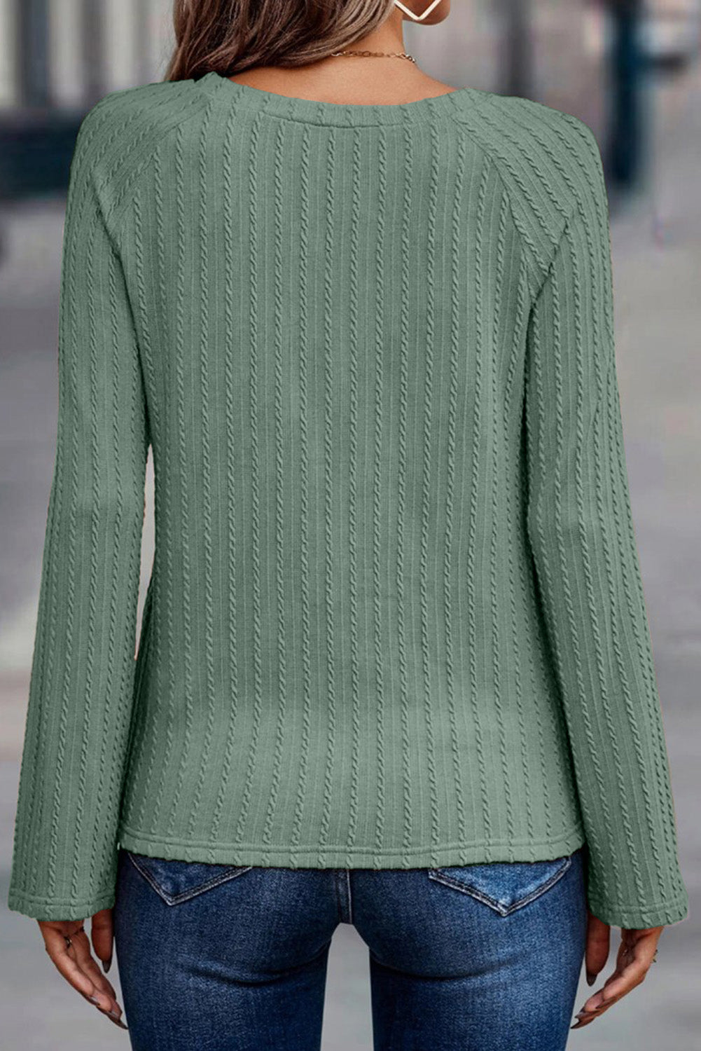 Elegant Green Ribbed Knit Top with Long Sleeves