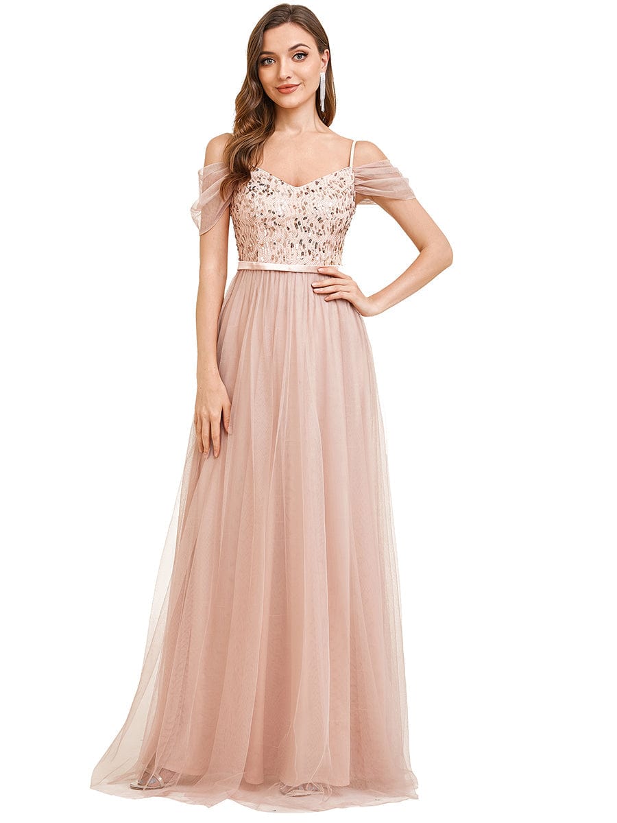 Elegant A-Line Tulle Bridesmaid Gown with Sweetheart Neckline