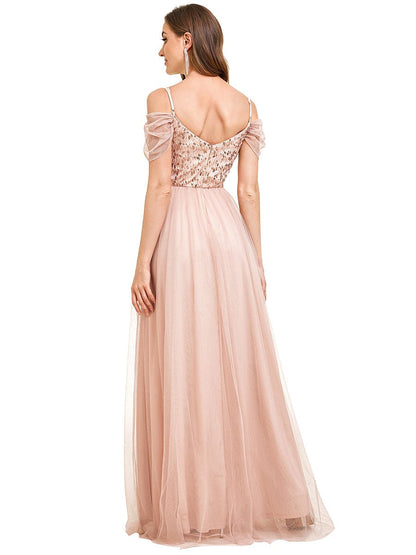Elegant A-Line Tulle Bridesmaid Gown with Sweetheart Neckline