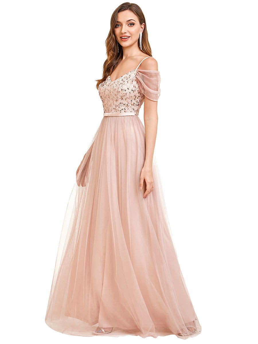 Elegant A-Line Tulle Bridesmaid Gown with Sweetheart Neckline