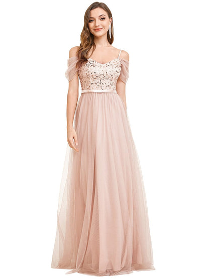 Elegant A-Line Tulle Bridesmaid Gown with Sweetheart Neckline