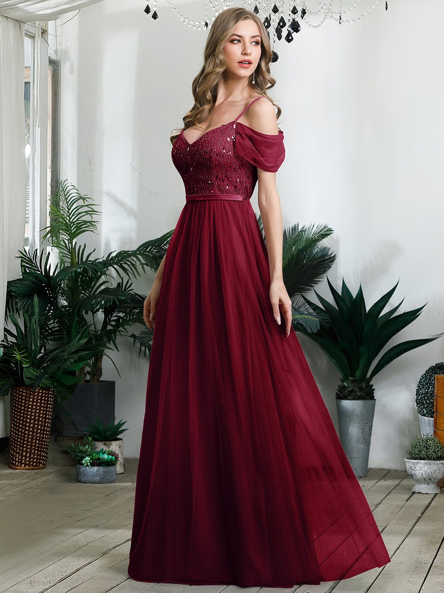 Elegant A-Line Tulle Bridesmaid Gown with Sweetheart Neckline