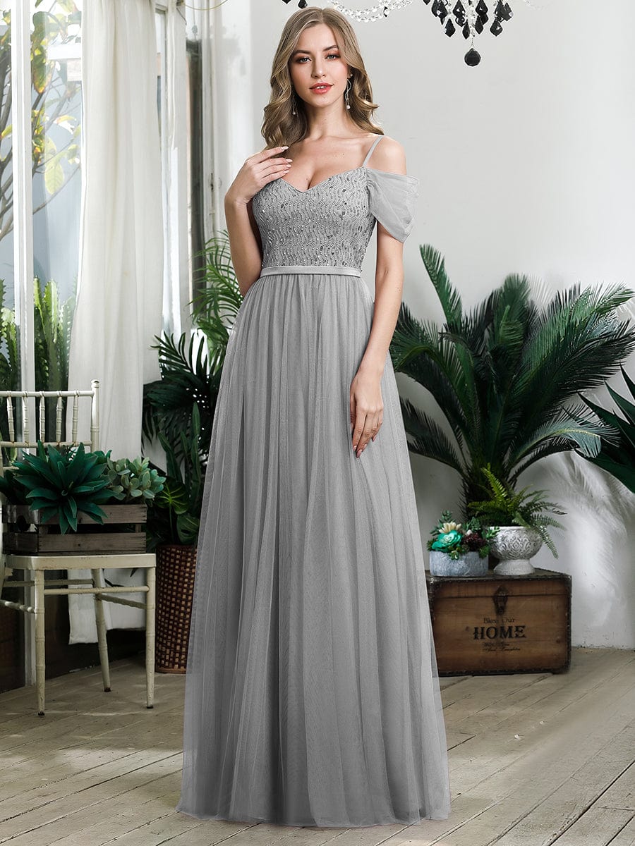 Elegant A-Line Tulle Bridesmaid Gown with Sweetheart Neckline