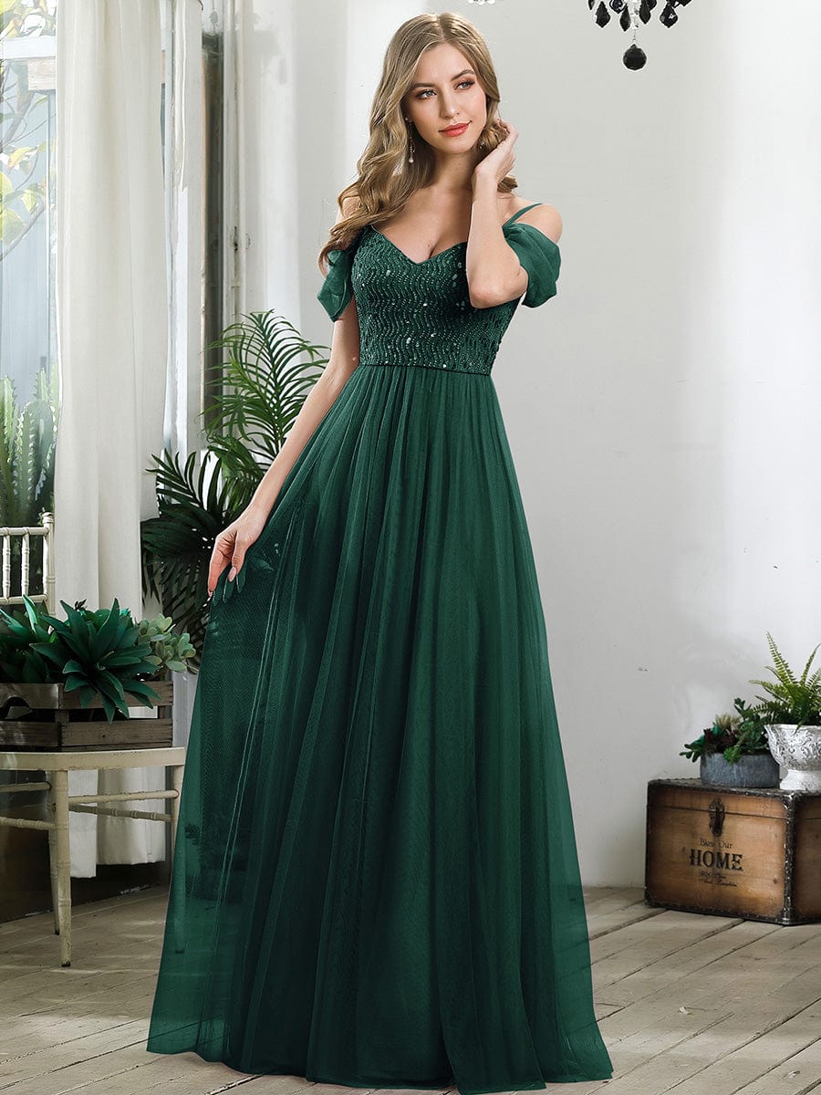 Elegant A-Line Tulle Bridesmaid Gown with Sweetheart Neckline