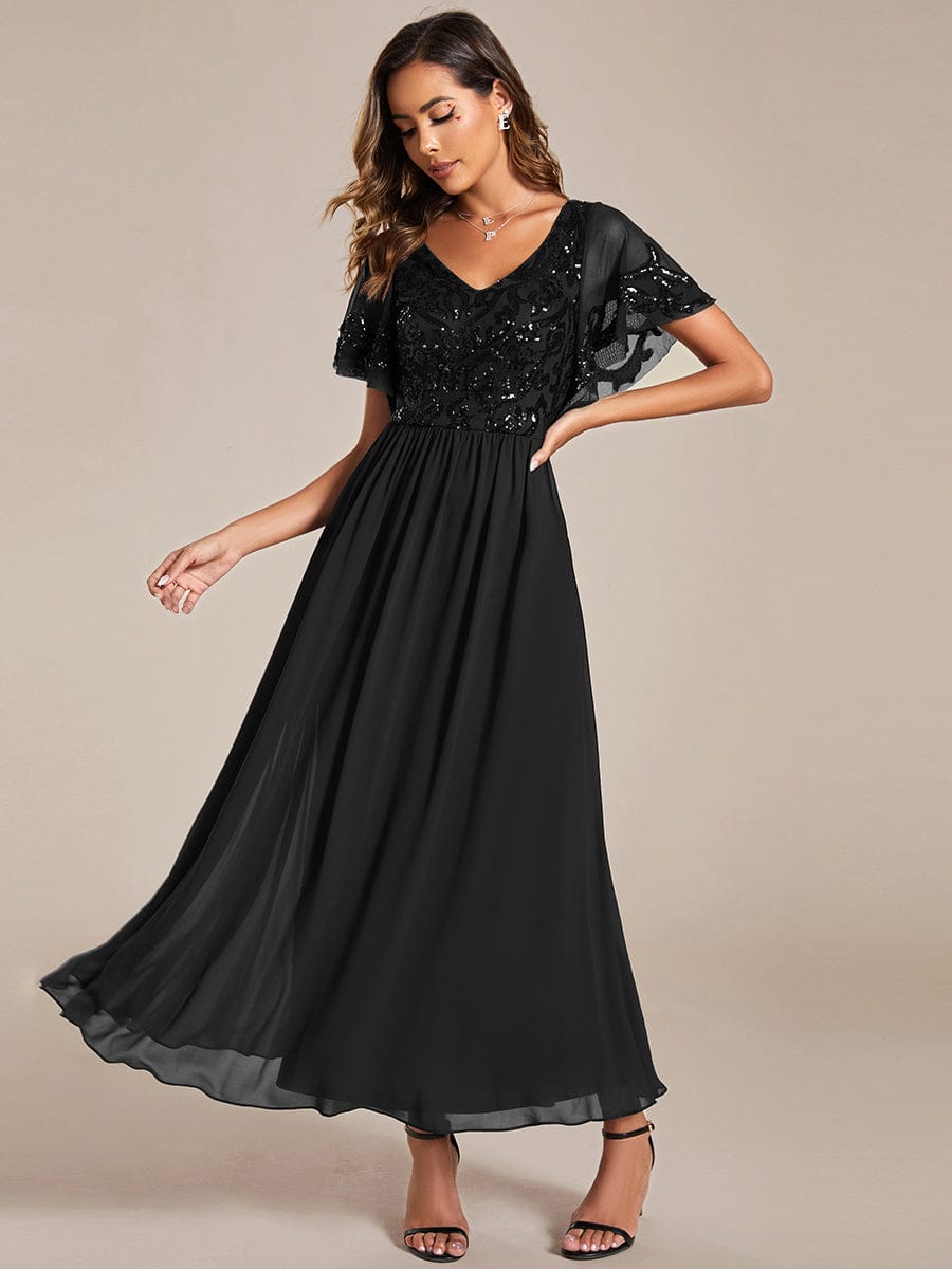 Elegant A-Line V Neck Mother of the Bride Dress with Short Ruffles Sleeves