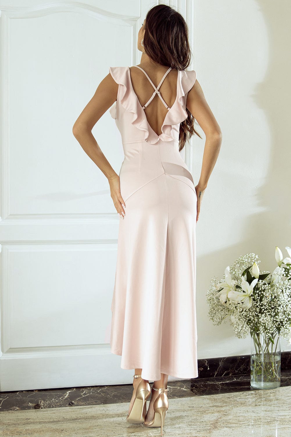 Elegant Apricot Pink Mermaid Evening Gown with Crossed Back