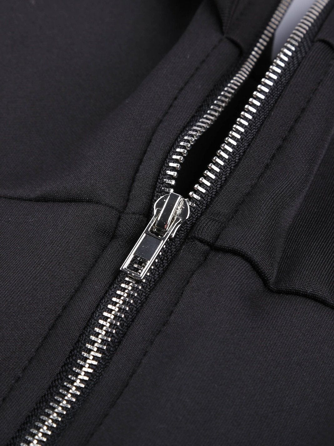 Elegant Black Bardot Midi Dress with V-Neck