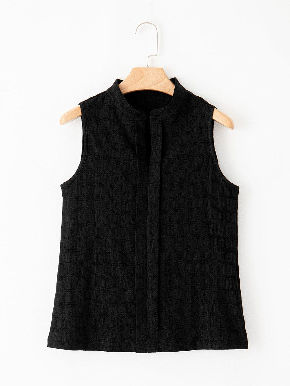 Elegant Black Lattice Textured Sleeveless Top