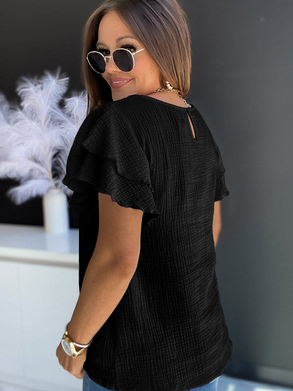 Elegant Black Tiered Ruffle Textured Blouse with Short Sleeves