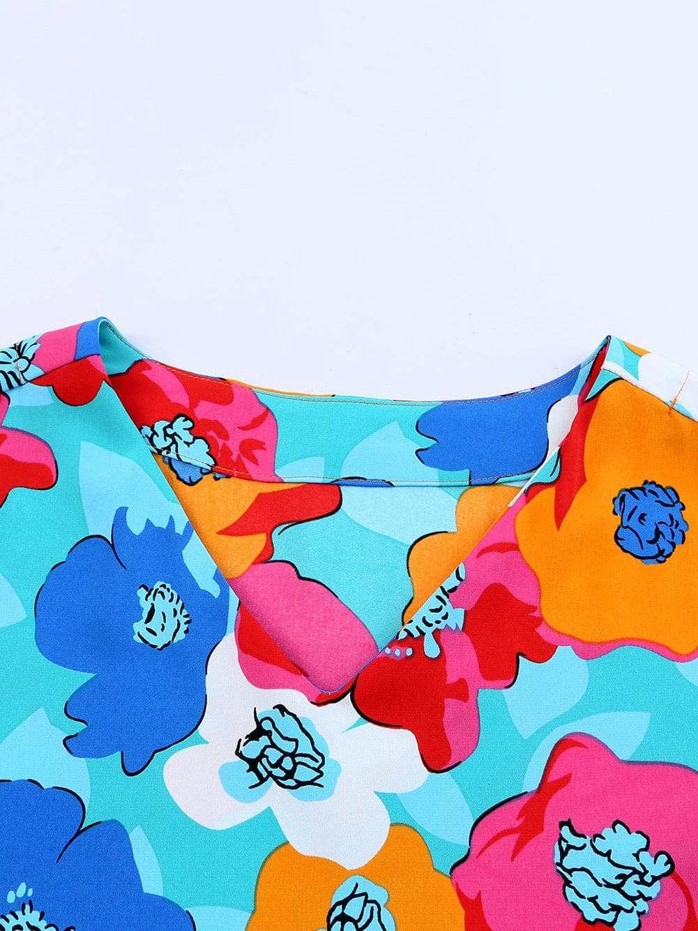 Elegant Blue Floral V Neck Sheath Blouse with Bracelet Sleeve