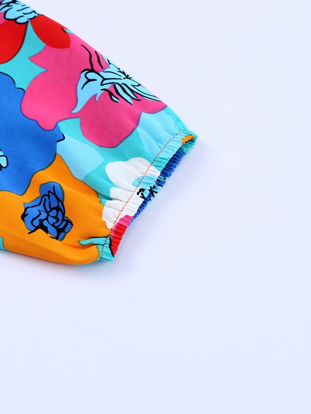 Elegant Blue Floral V Neck Sheath Blouse with Bracelet Sleeve