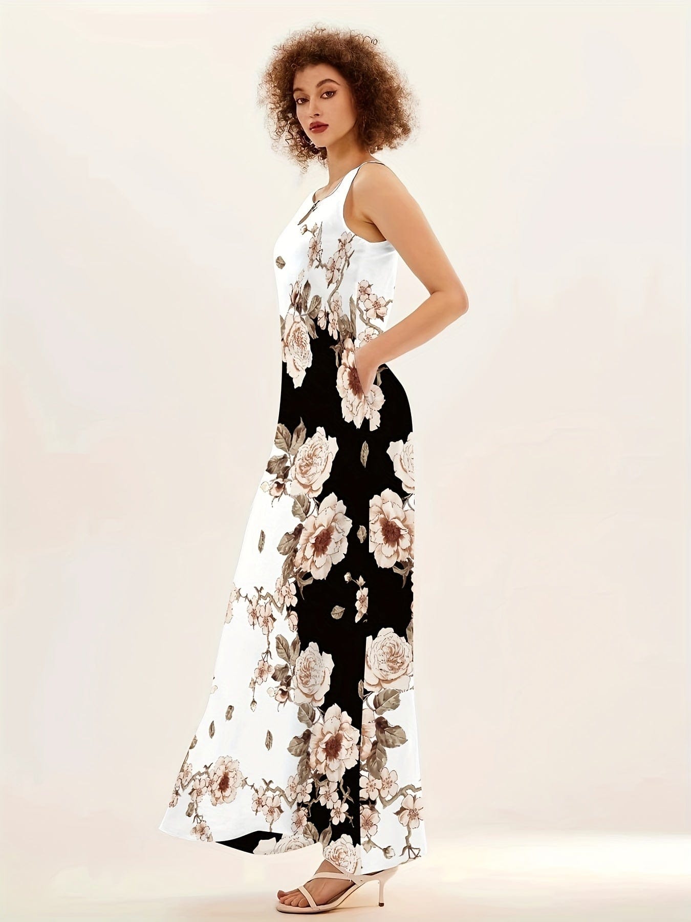 Elegant Floral Print Sleeveless Keyhole Neckline Pockets Maxi Dress