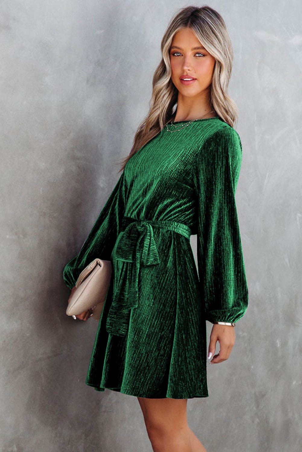 Elegant Green Velvet Dress with Tie Waist