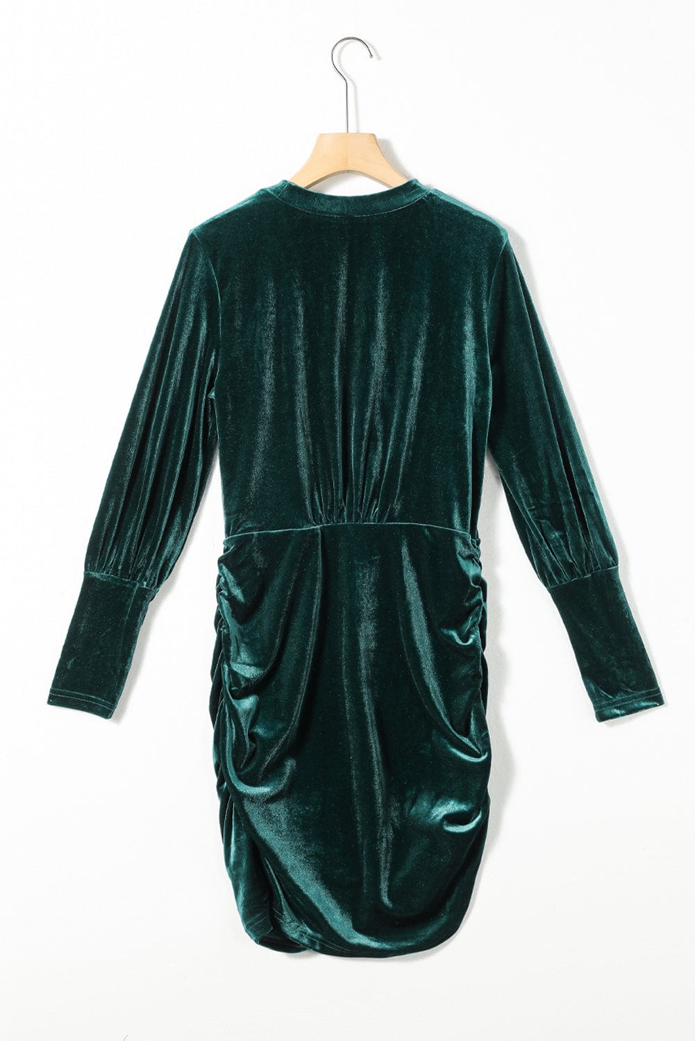 Elegant Green Velvet Ruched Bodycon Dress with Puff Sleeves