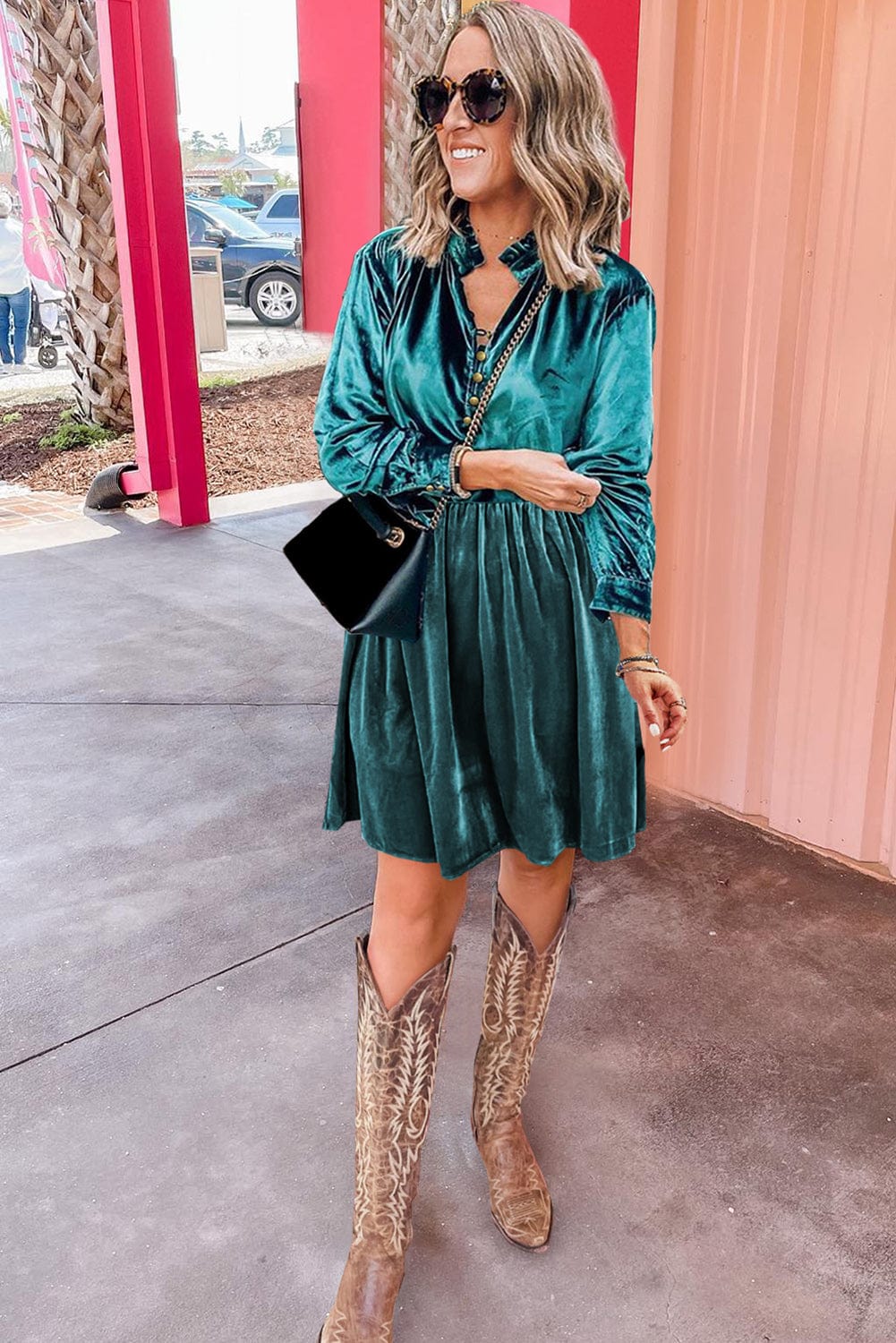 Elegant Green Velvet Ruffled Button-Up Mini Dress