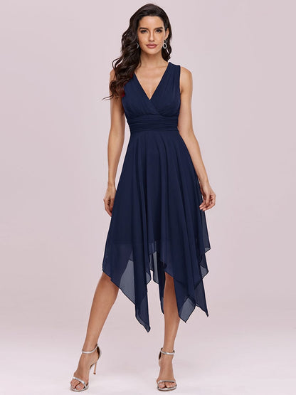 Elegant Knee-Length Chiffon Bridesmaid Dress with Unique Hem