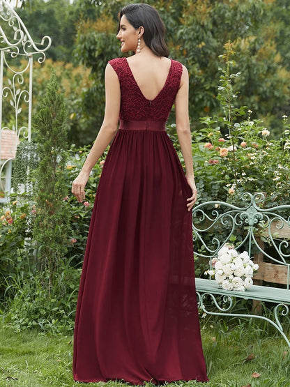 Elegant Lace Bridesmaid Dresses In Fashion
