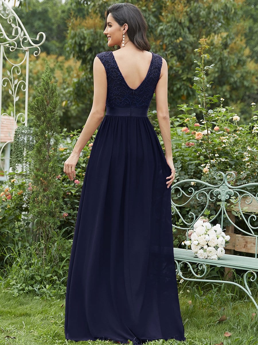 Elegant Lace Bridesmaid Dresses In Fashion