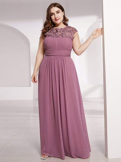 Elegant Lace Cap Sleeve Plus Size Bridesmaid Gown
